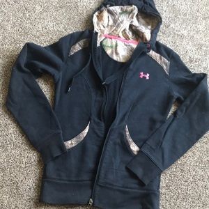Women’s Under Armour zip up.